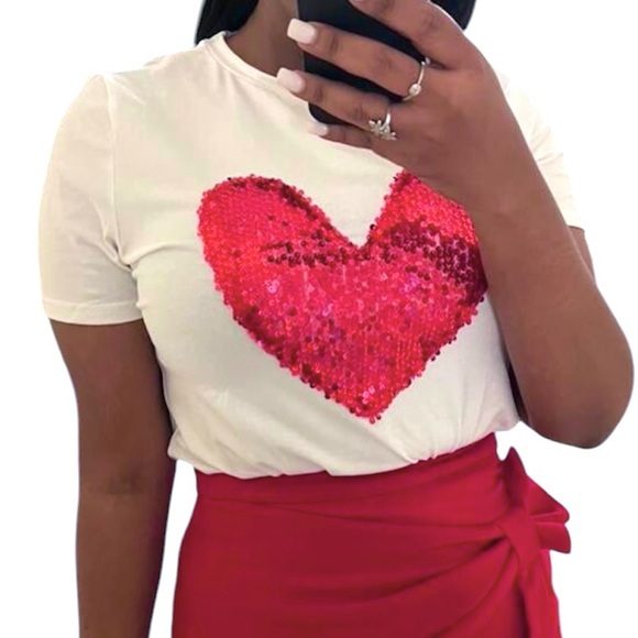 Sequin Heart Tee - Picture 7 of 7